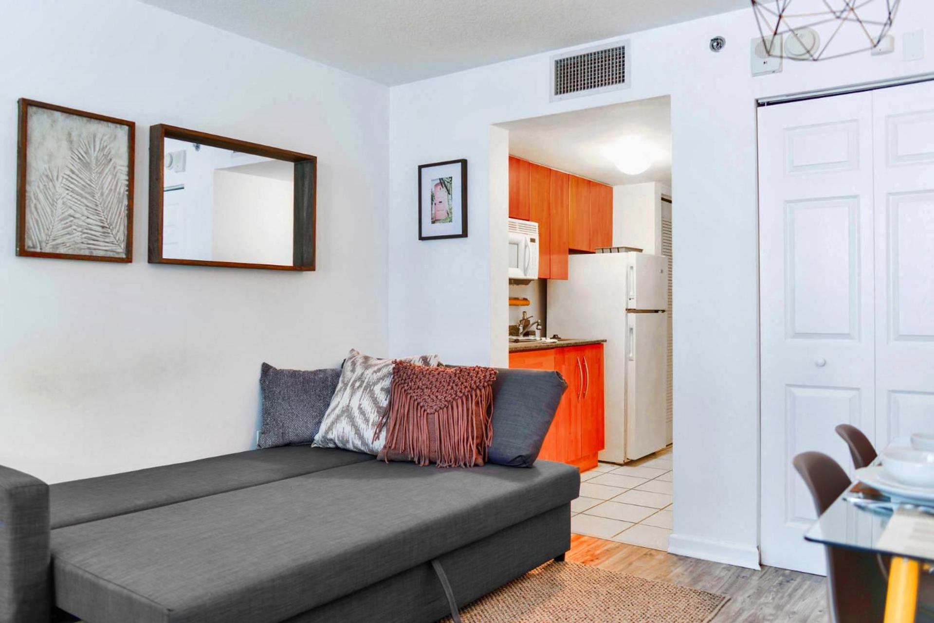 Stylish In W Cityscape Views Apartment